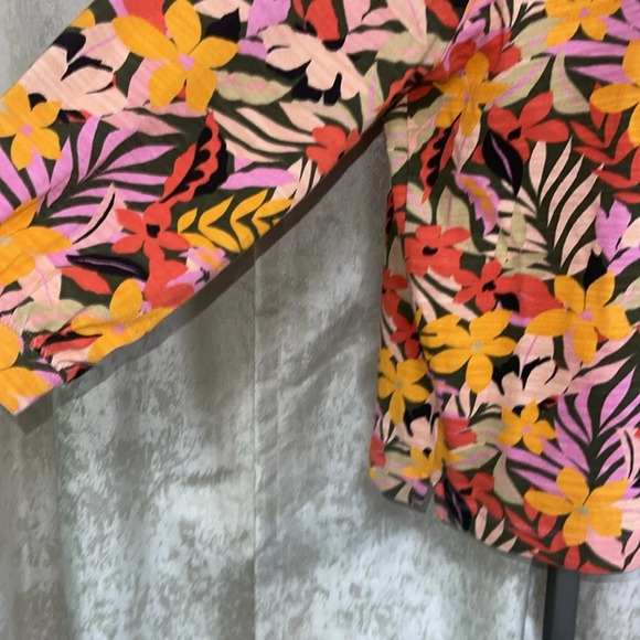 Loft floral top large - Picture 3 of 6